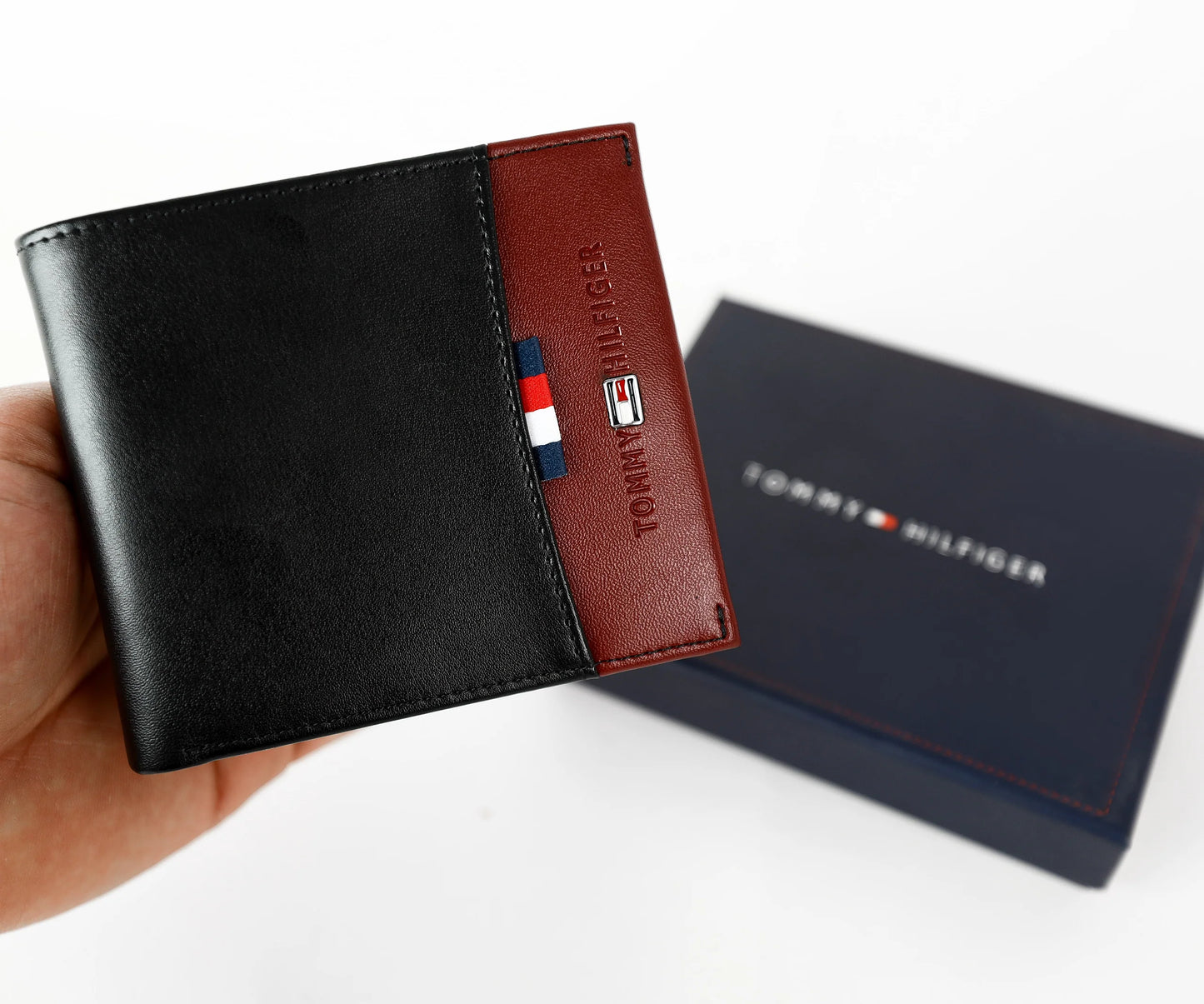 TH Black Leather Bifold Wallet For Men
