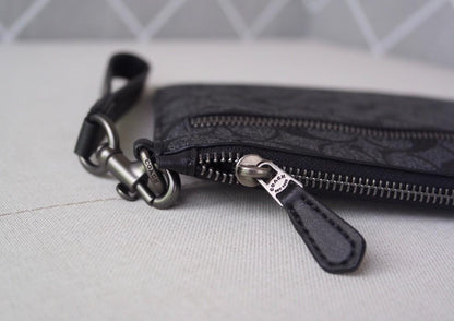 Coach Beckett slim pouch F91285
