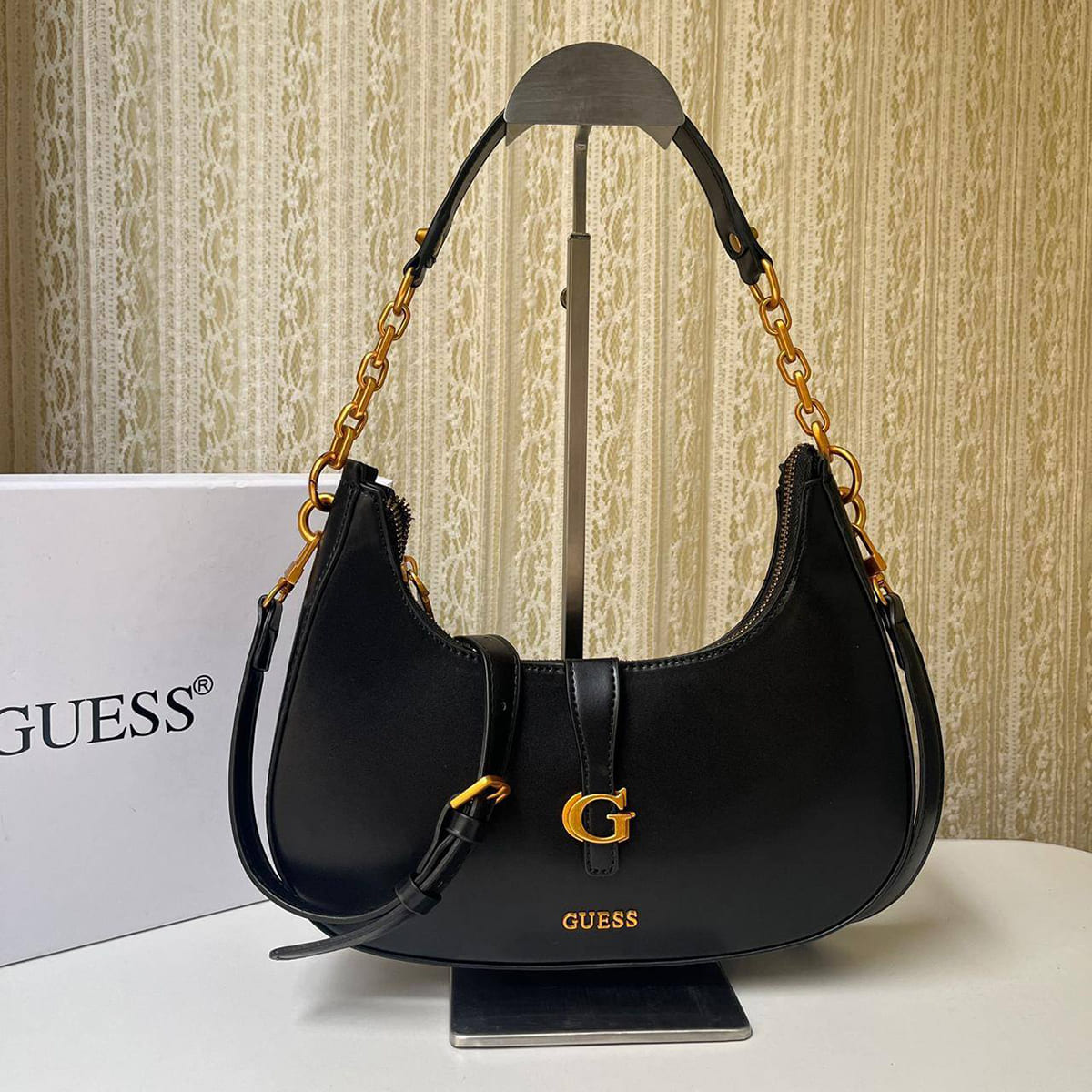 Guess Black Women Shoulder Bag Hwva9329180 Bla