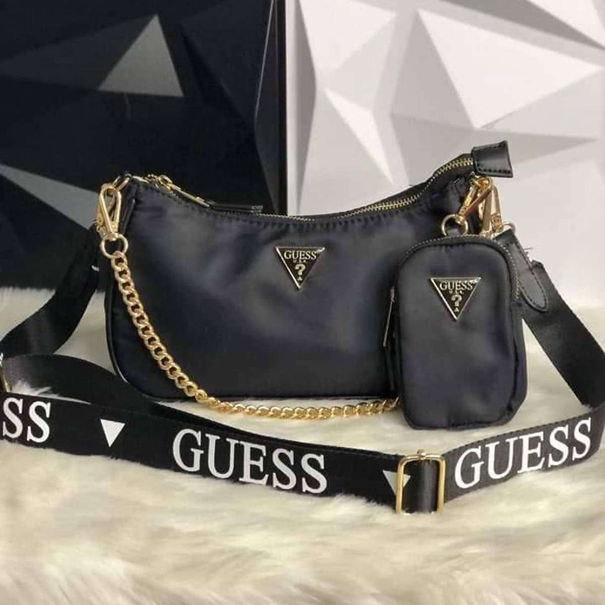 Guess Black Women Shoulder Bag