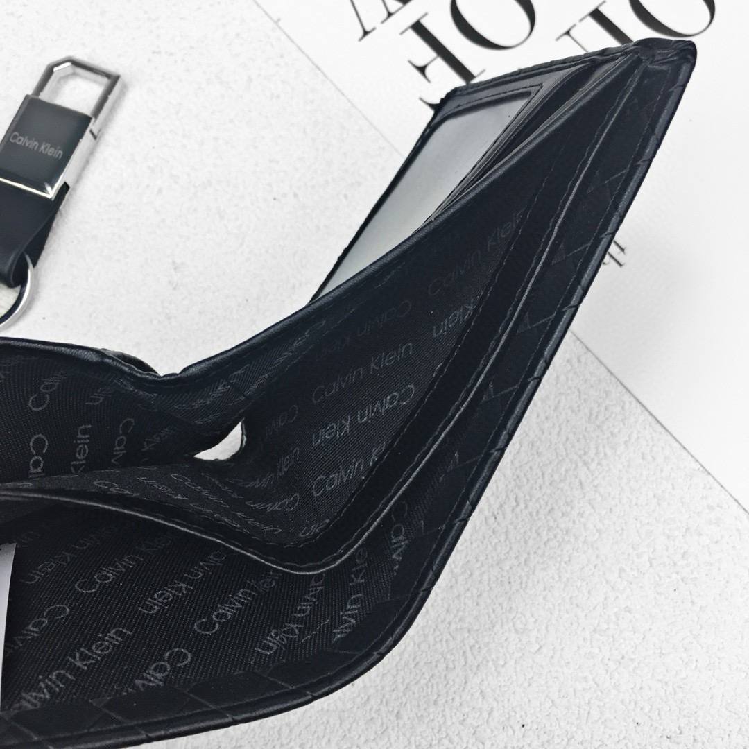 Calvin Klein Wallet & Keychain Set For Men
