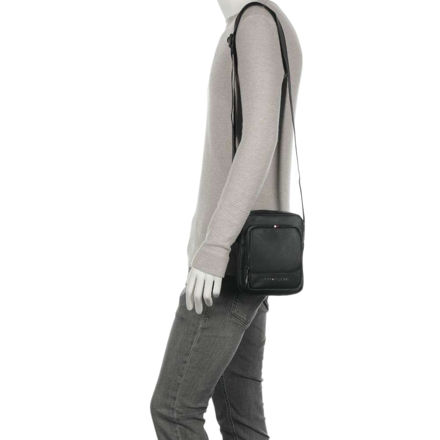 Tommy Hilfiger men's crossbody bag in black