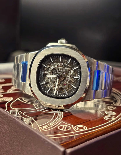 Patek Philippe Nautilus Mirror Original