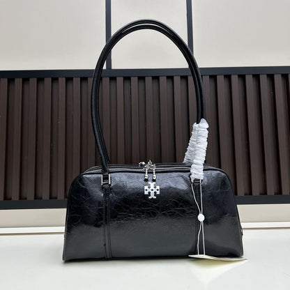 Tory Burch Black Women Shoulder Bag 163622 001